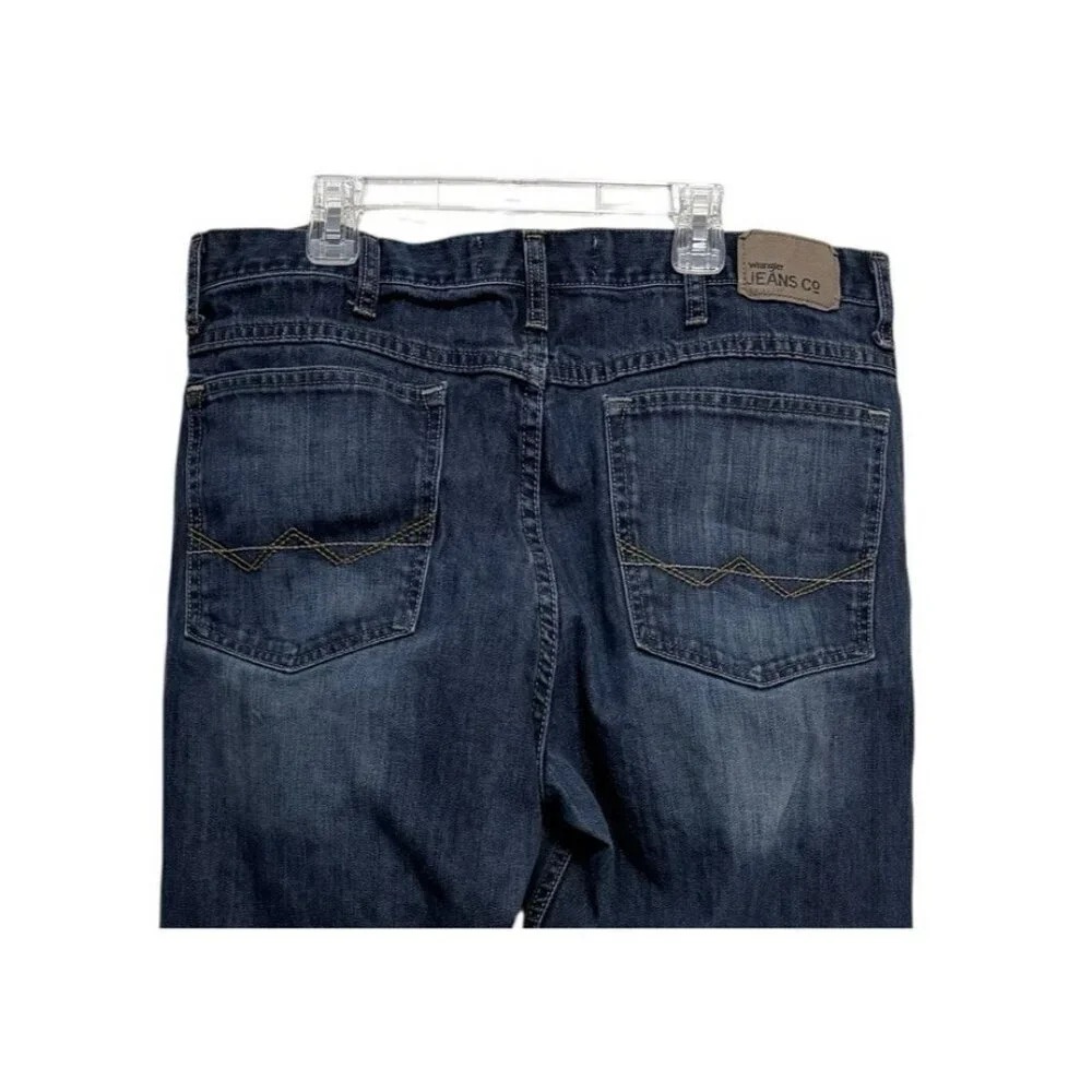 Wrangler relaxed straight
